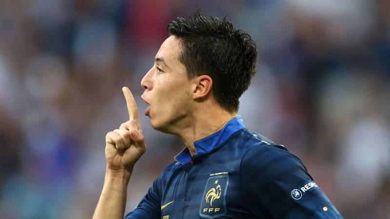 Pha Ăn Mừng Gây Tranh Cãi Trên Sân Bóng - Thật Hư Ra Sao? 3 Samir Nasri và lời nhắn câm miệng ở Euro 2012